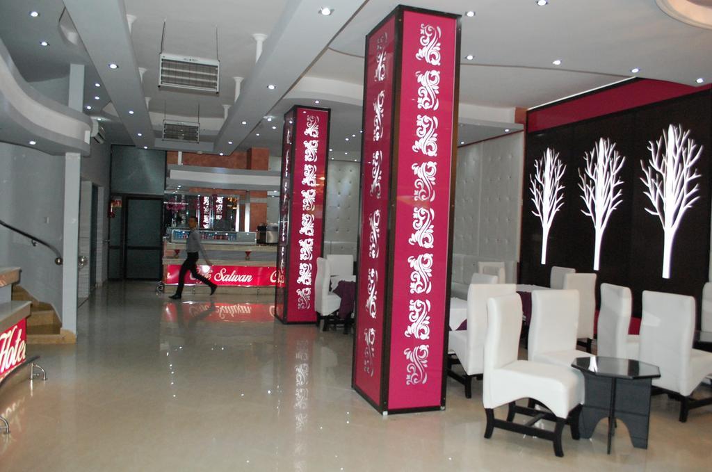萨尔万酒店 阿尤恩 外观 照片